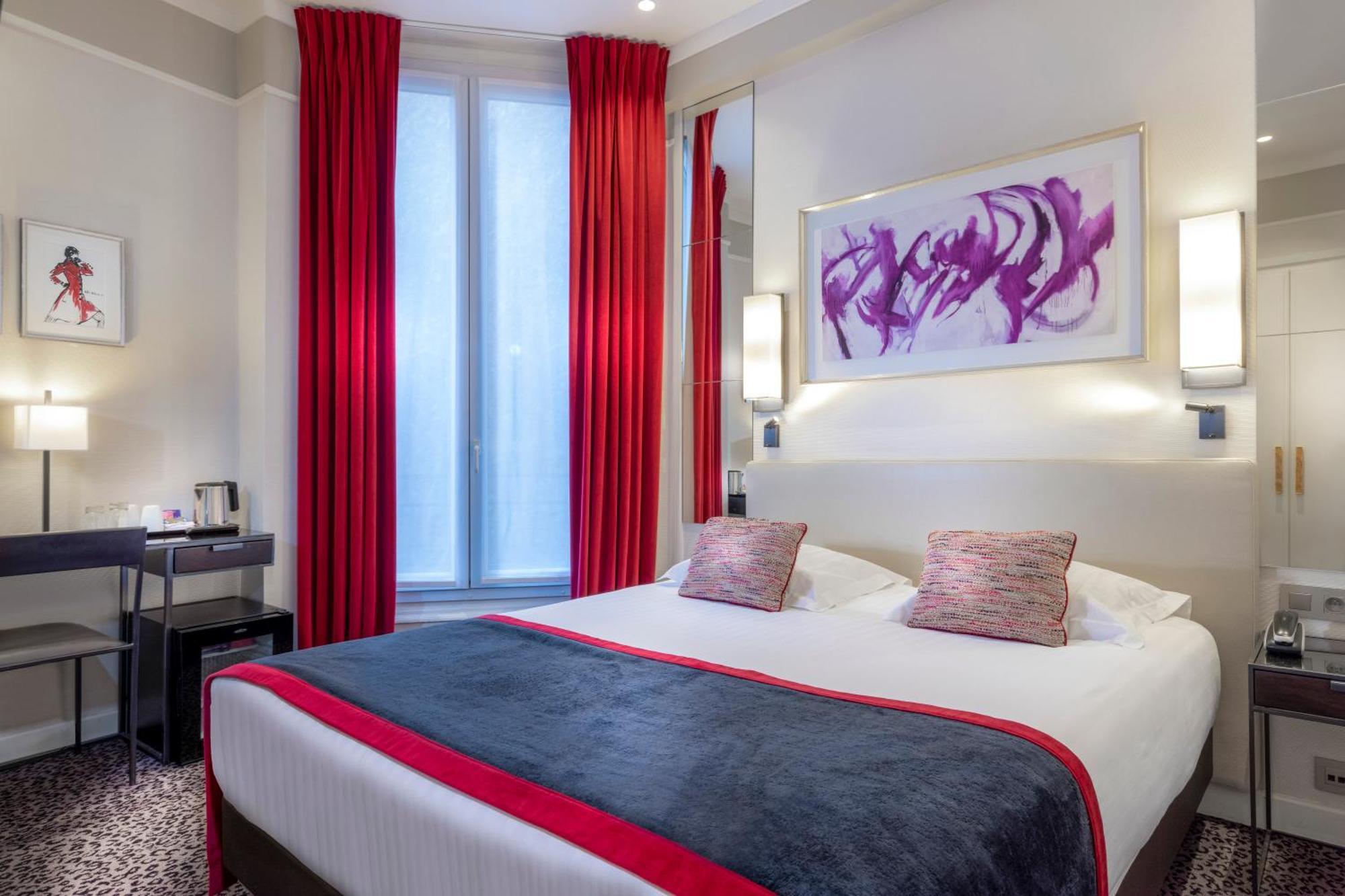 Du Bois Champs-elysées Hotel Parigi
