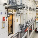 Hotel Du Bois Champs-Elysees