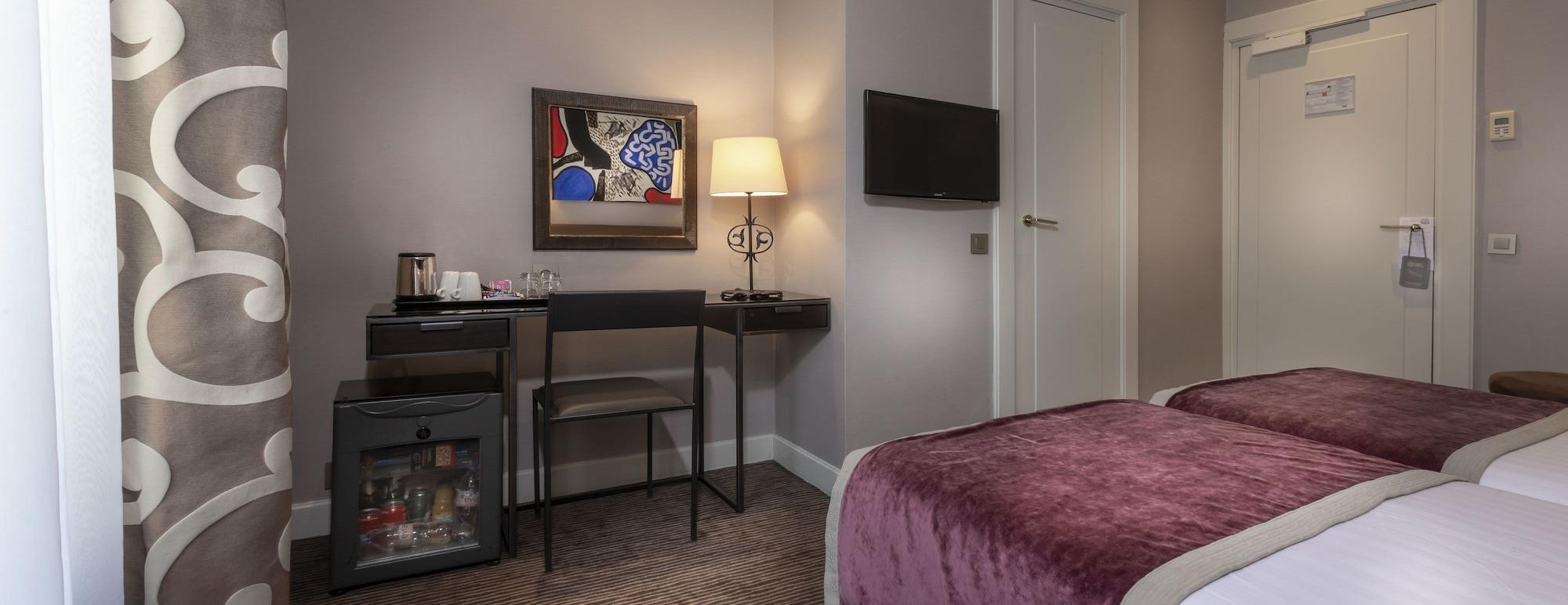 Du Bois Champs-elysees Hotel