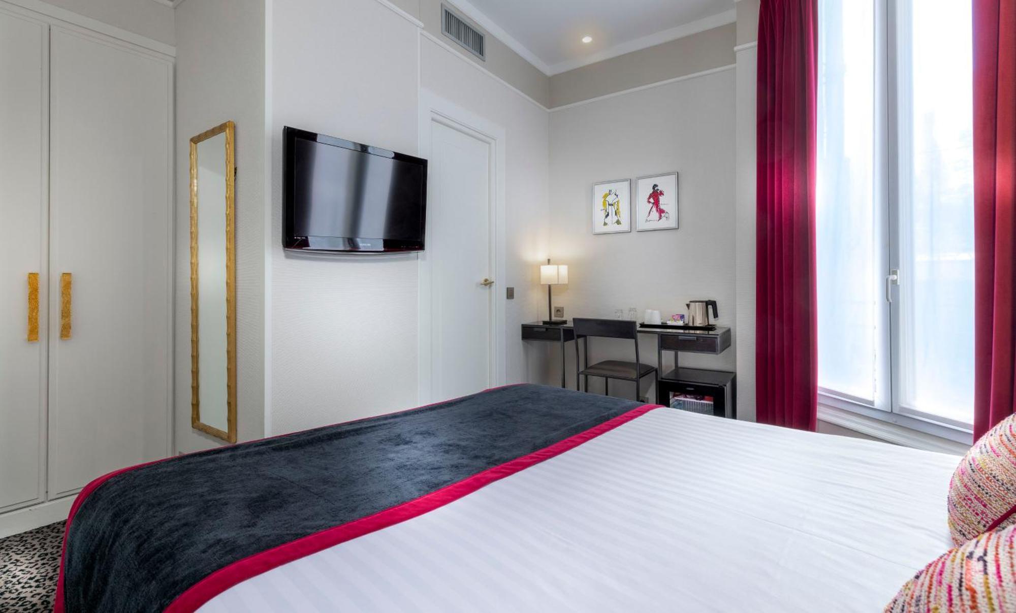 Du Bois Champs-elysees Hotel