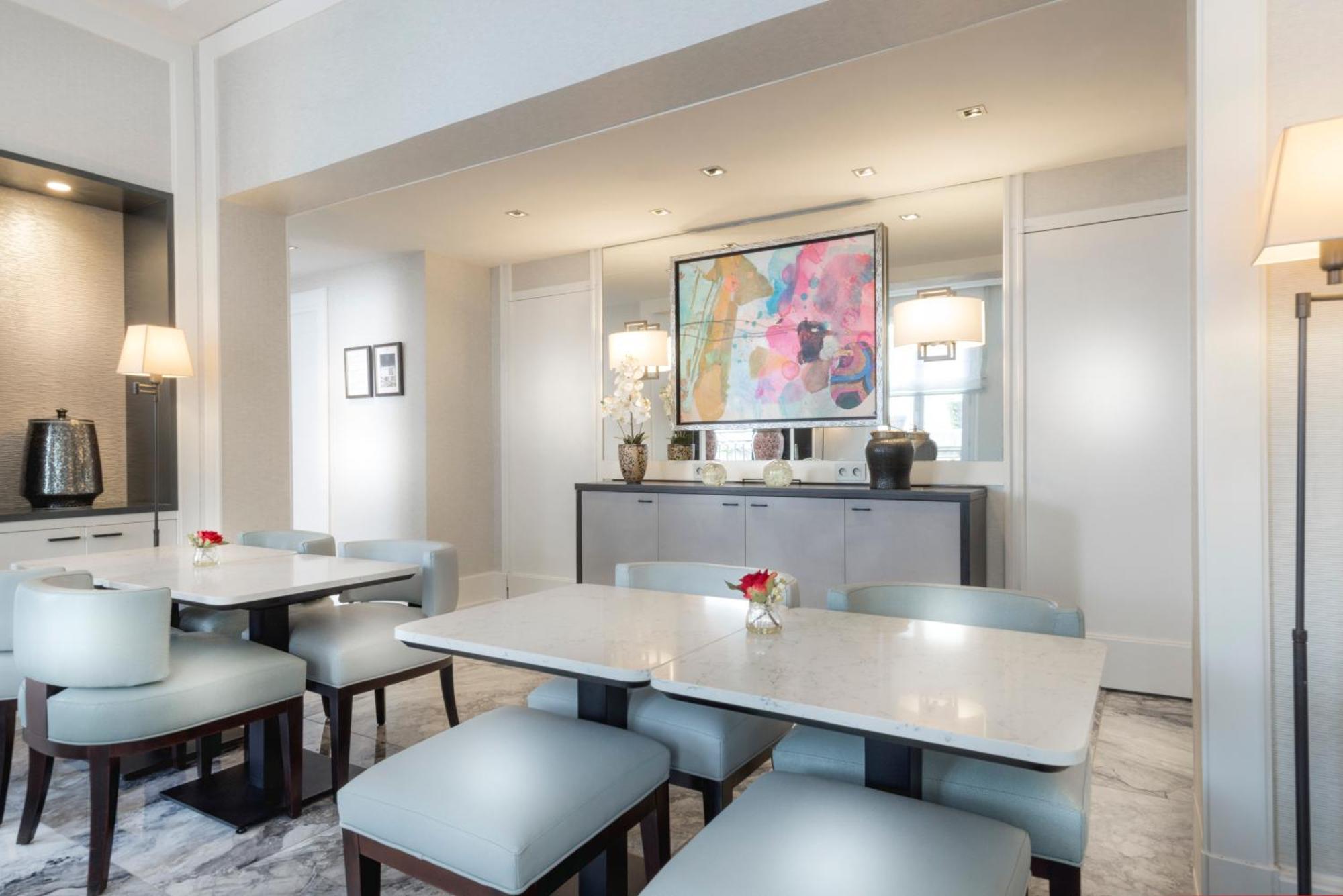 Du Bois Champs-elysees 3*