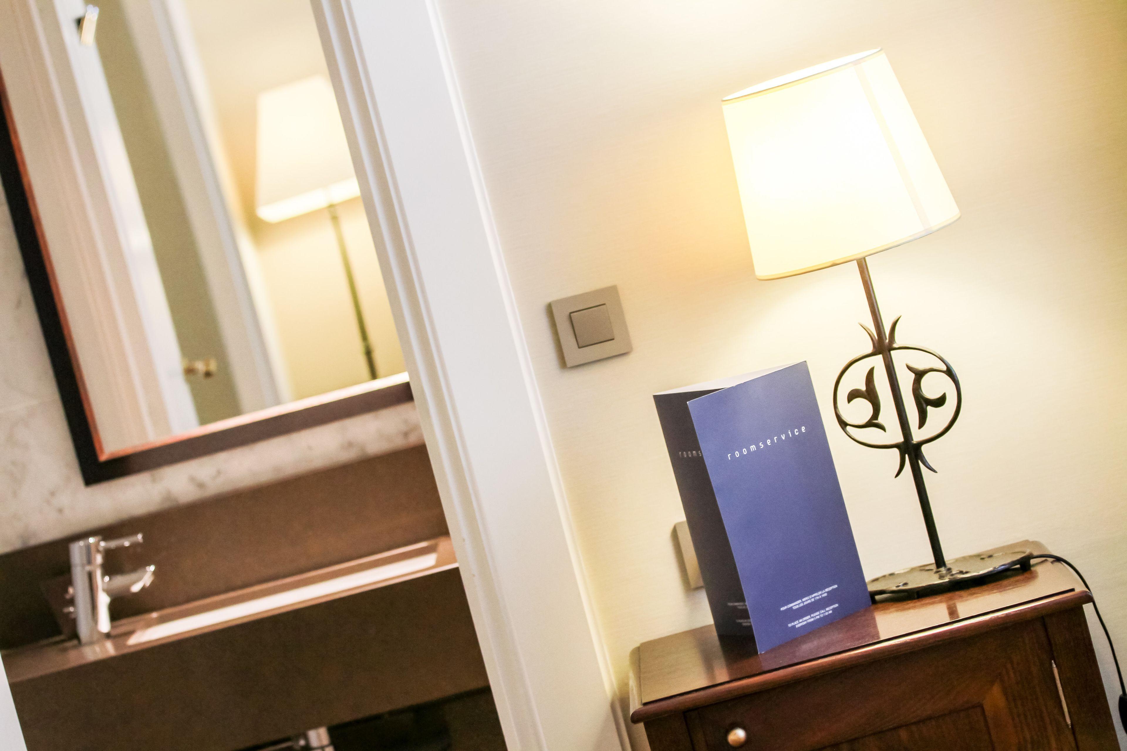 Hotel Du Bois Champs-elysees Paris