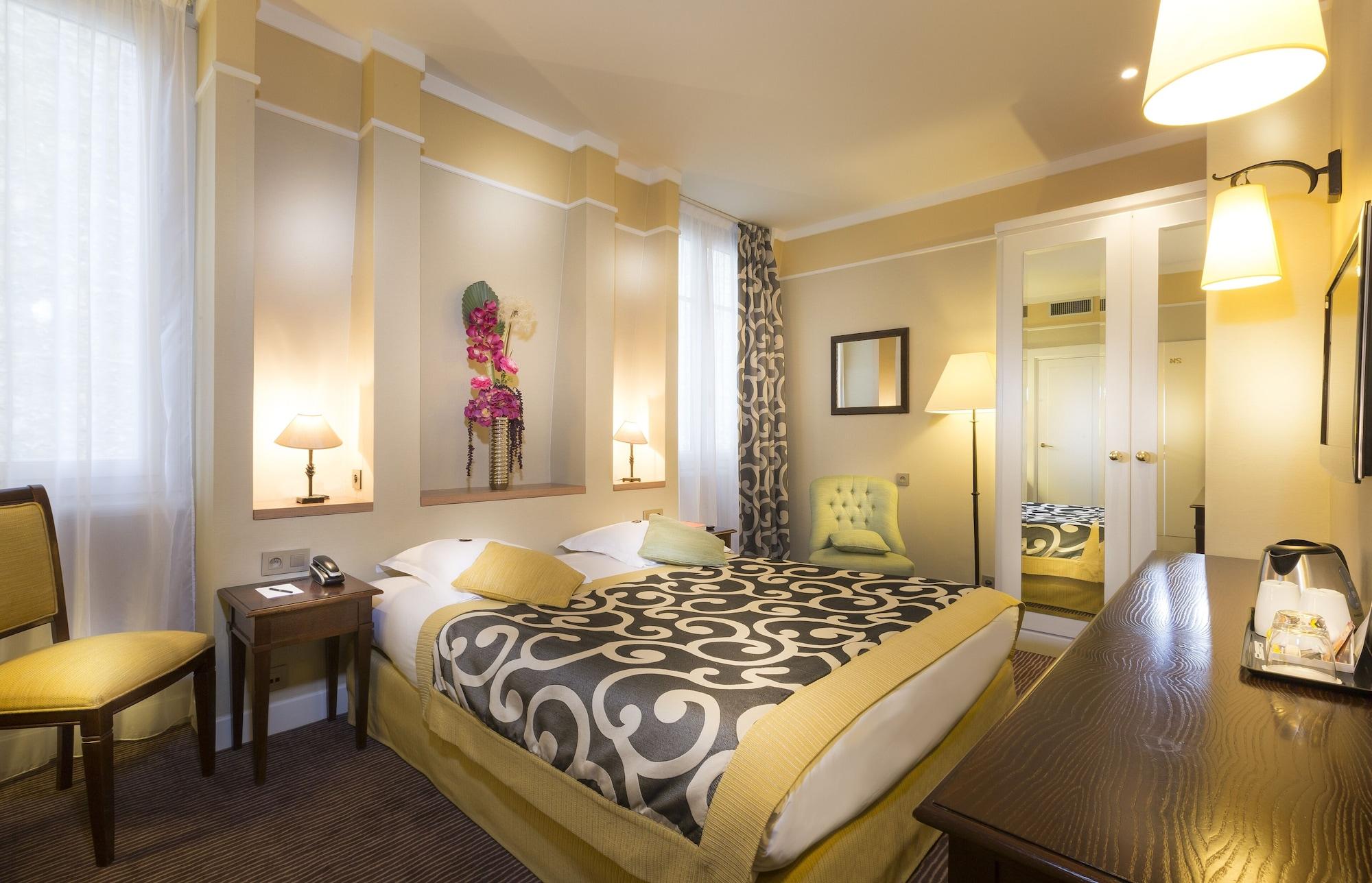 Du Bois Champs-elysées 3* Parigi