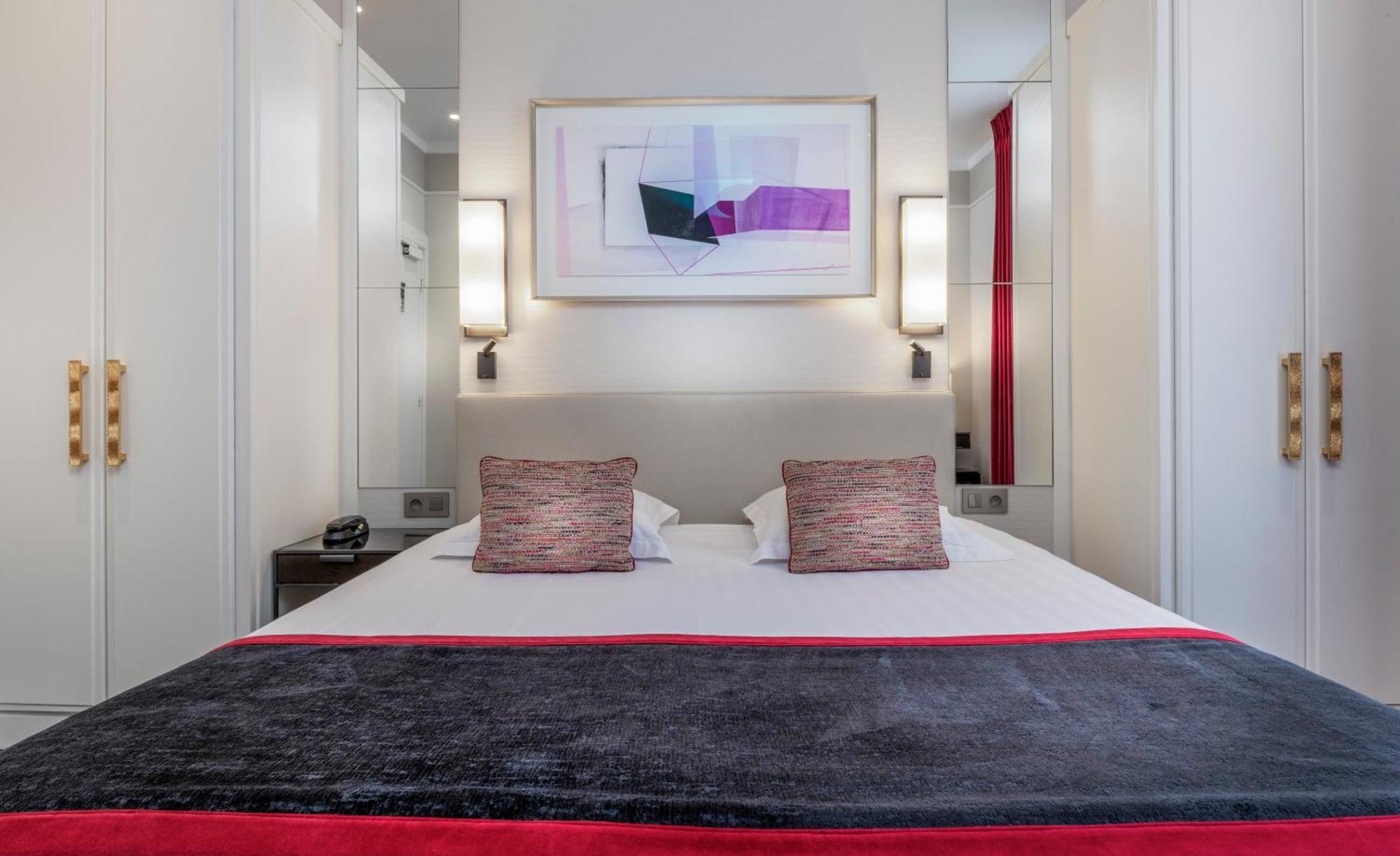 Du Bois Champs-elysées 3*